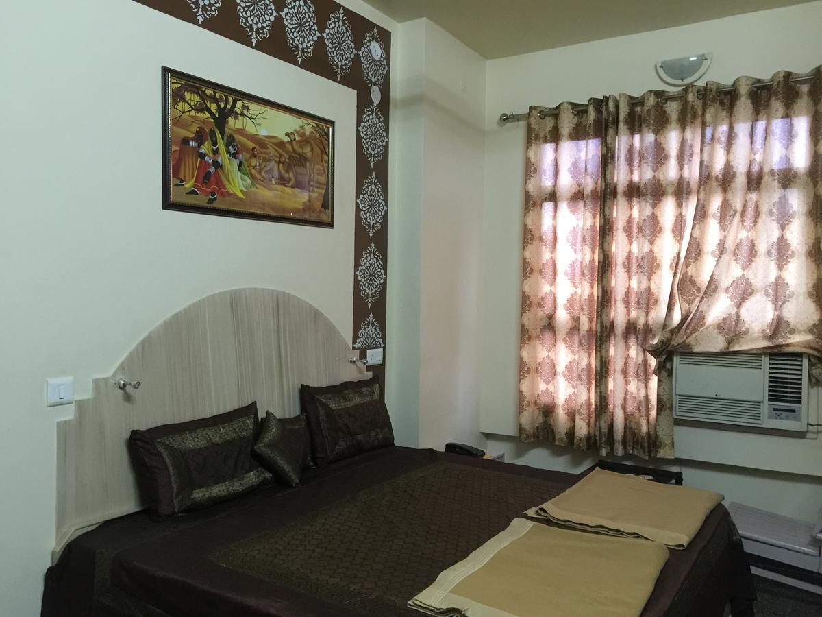 Harsh Hotel Suratgarh Exterior foto